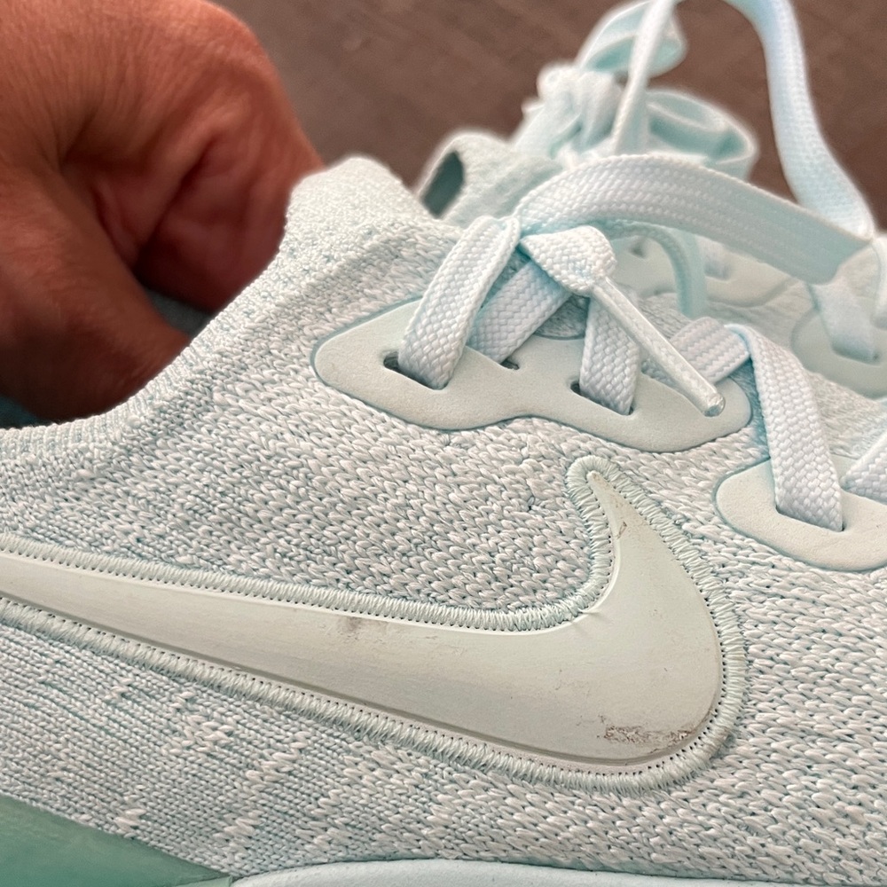 Nike Women's Mint Green/White Running Sneakers - Picture 9 of 10